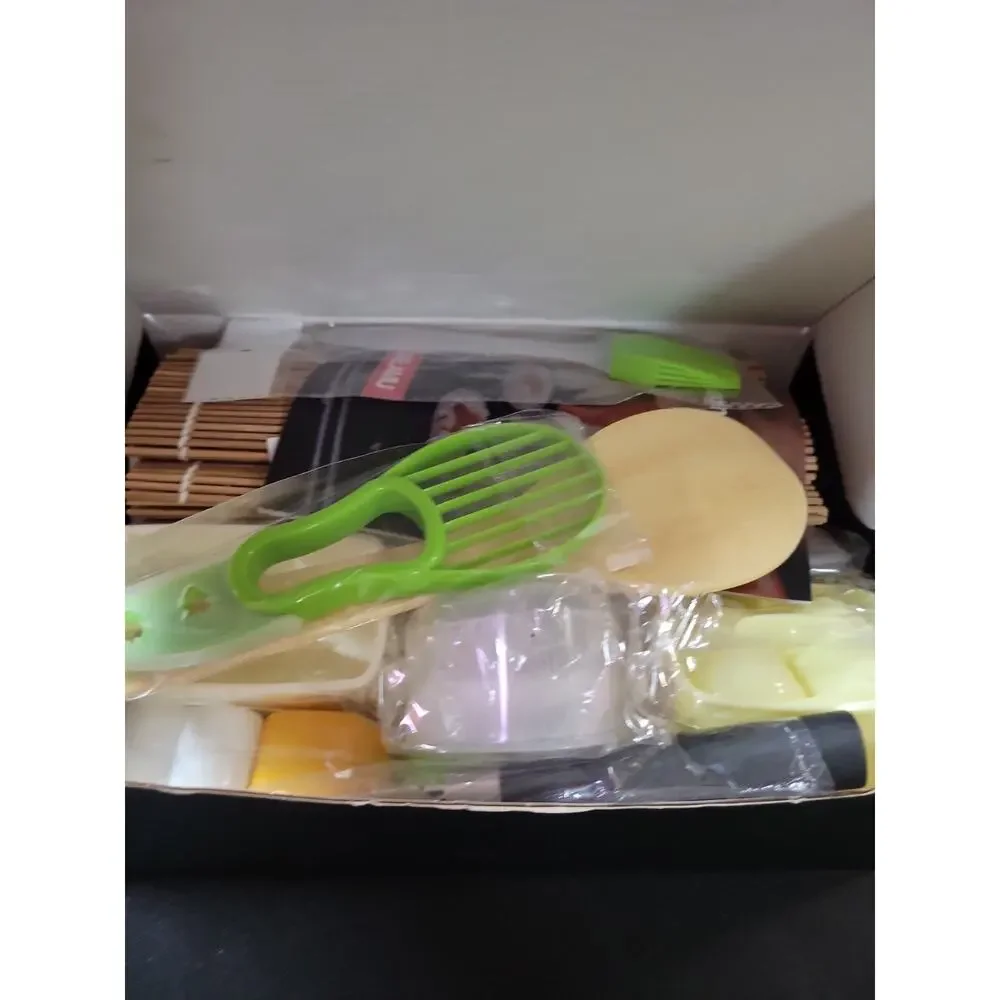 DELAMU Sushi Making Kit 20 in 1 Sushi Maker Bazooka Roller Kit w/ Bamboo Mat